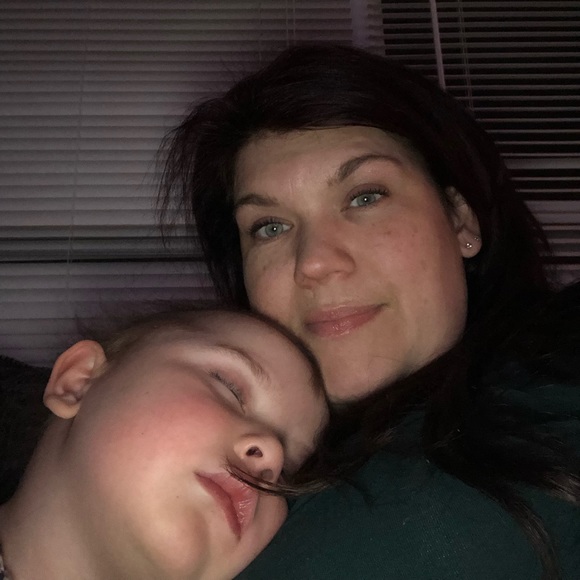 Meet your Posher, Abigail - Picture 2 of 2